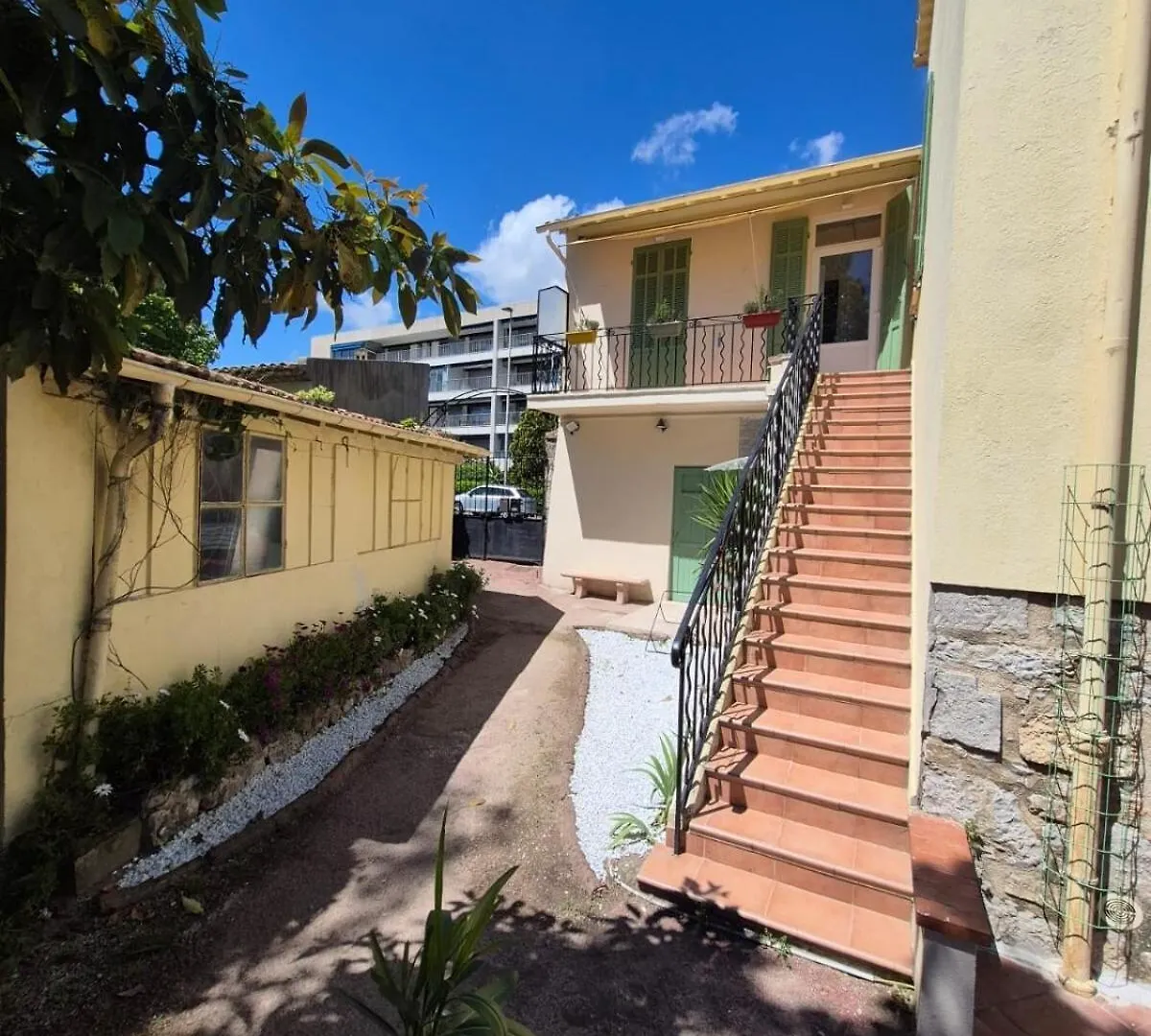 Cozy T2 Riviera Apartment Cannes France